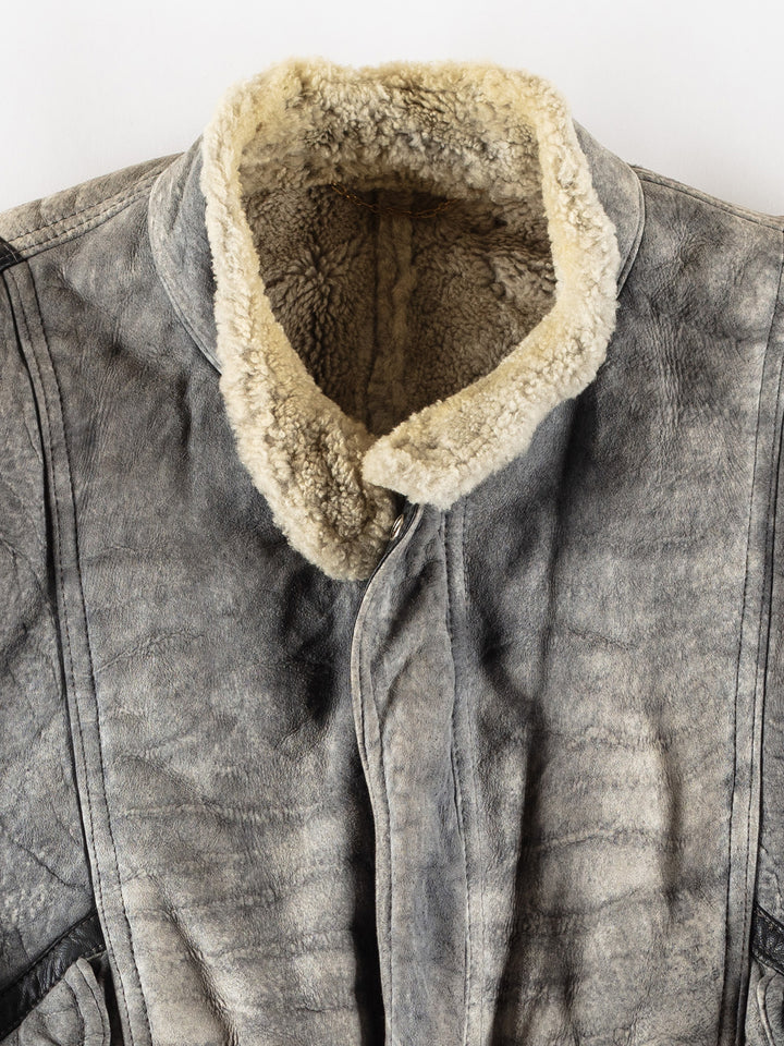 Vintage 80's Men Sheepskin Jacket in GrayVN758