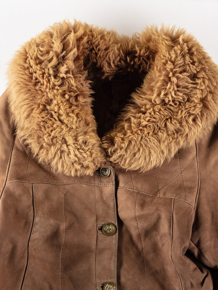 Vintage 70's Women Sheepskin Coat in BrownMN471