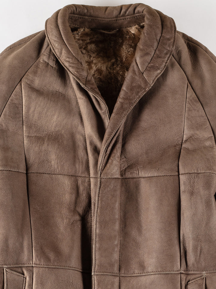 Vintage 80's Men Sheepskin Coat in BrownVN532