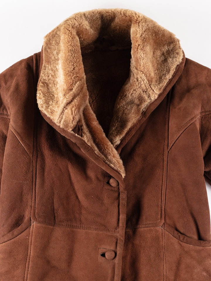 Vintage 70's Women Sheepskin Coat in BrownMN328