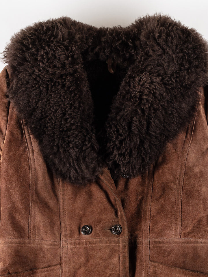 Vintage 70's Women Sheepskin Coat in BrownMN447