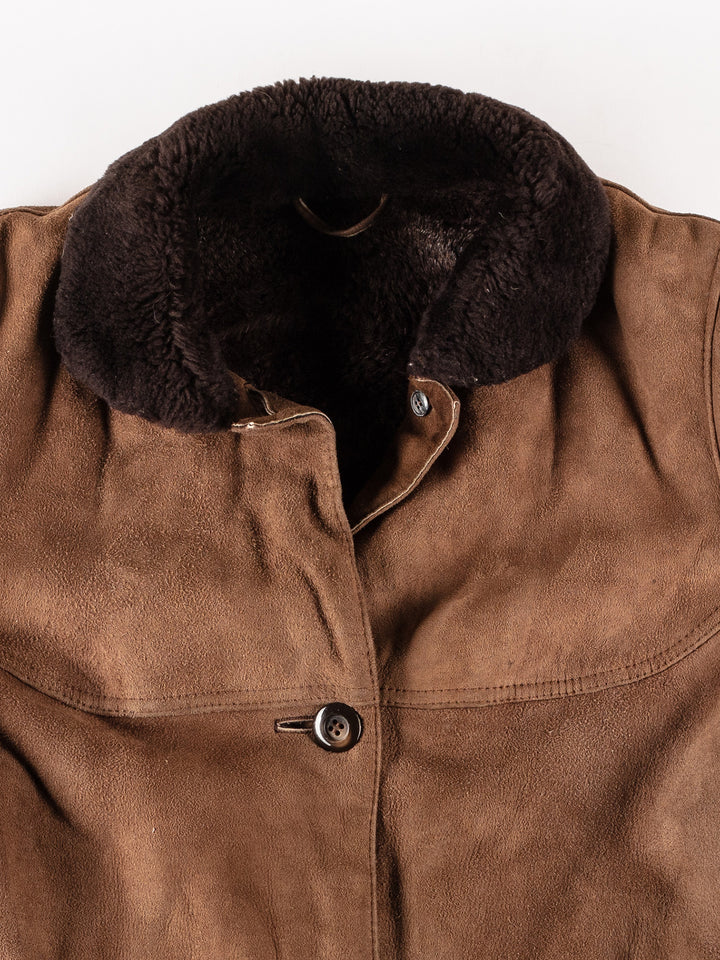 Vintage 80's Women Sheepskin Coat in BrownMN337
