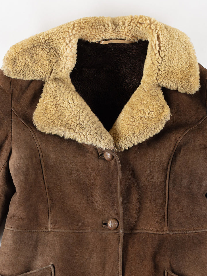 Vintage 70's Women Sheepskin Coat in BrownMN766