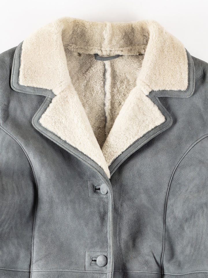 Vintage 80's Women Sheepskin Coat in GrayMN313