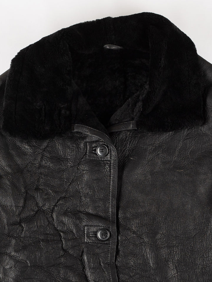 Vintage 80's Men Sheepskin Coat in BlackVN664