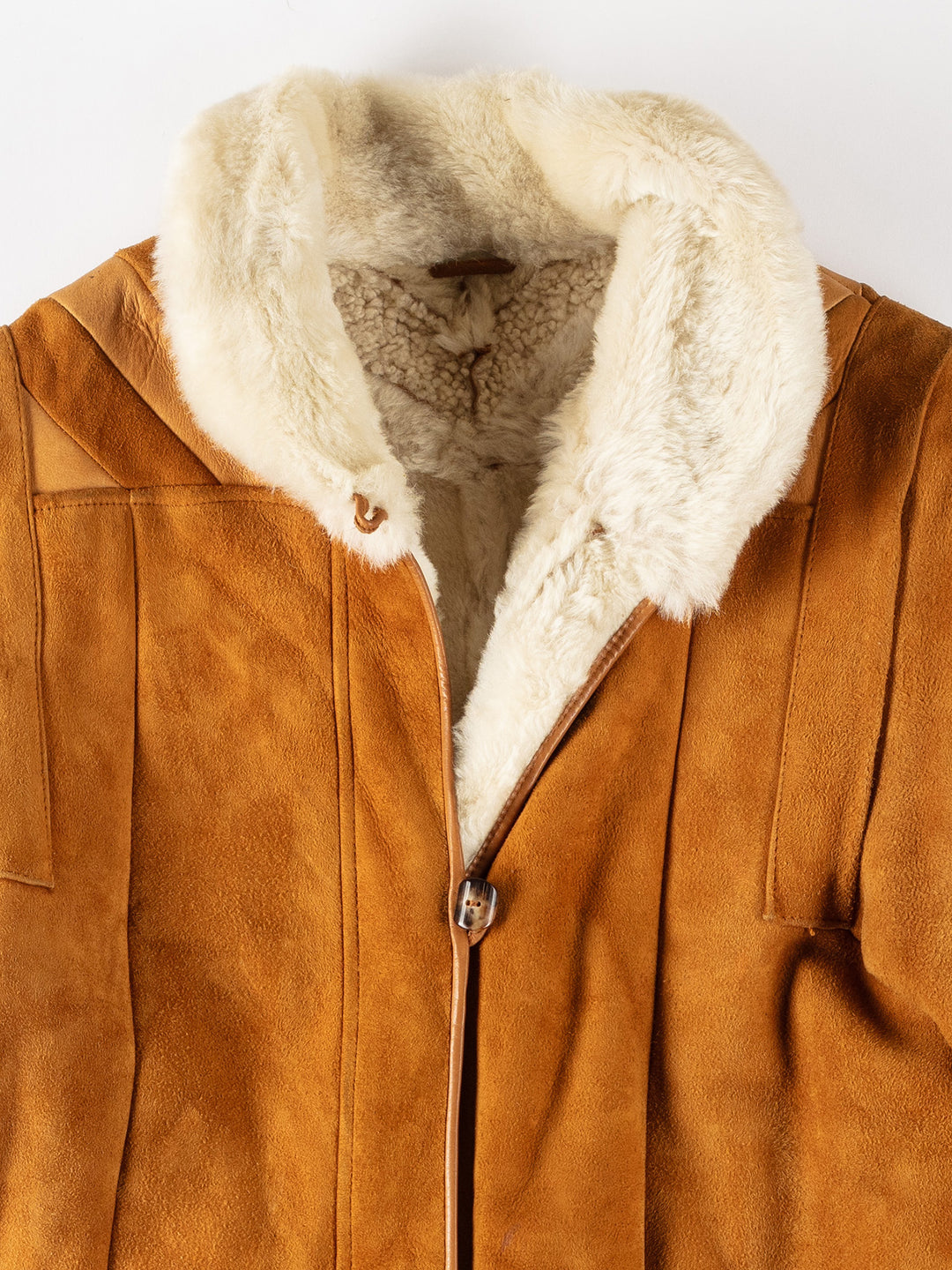 Vintage 70's Women Sheepskin Coat in BrownMN559