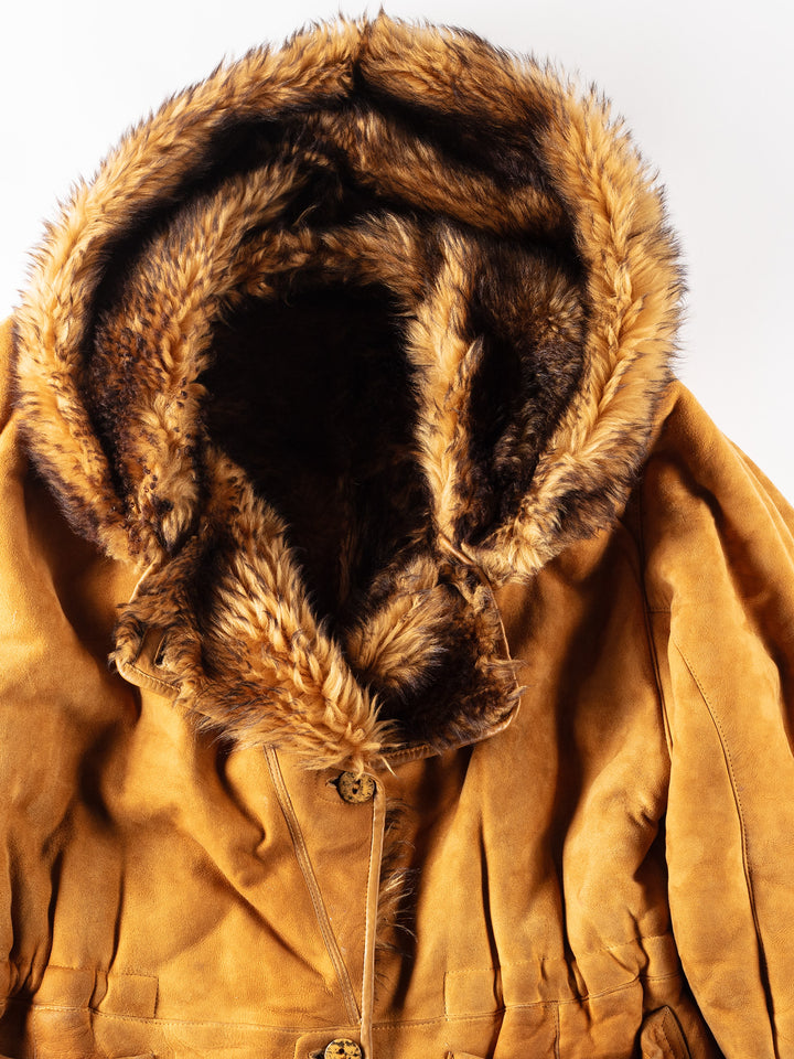 Vintage 80's Women Faux Sheepskin Coat in Brown