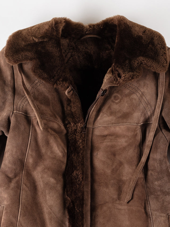 Vintage 70's Women Sheepskin Coat in BrownMN548