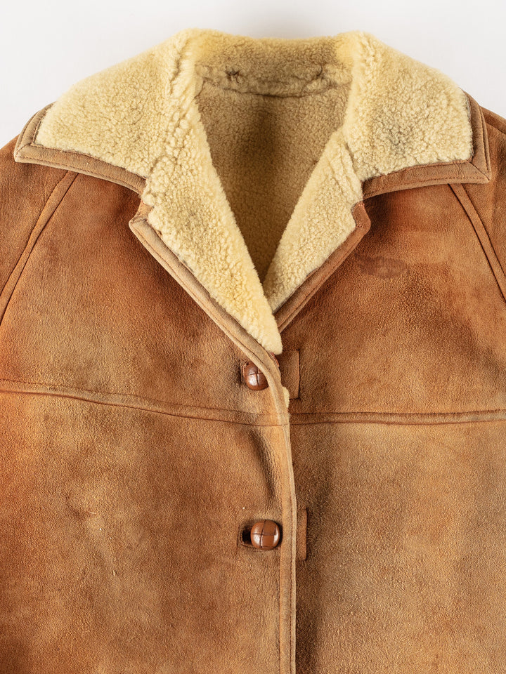 Vintage 80's Women Sheepskin Coat in BrownMN791