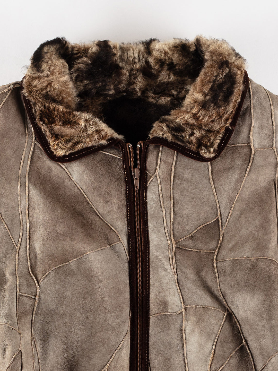 Vintage 80's Women Sheepskin Coat in GrayMN484