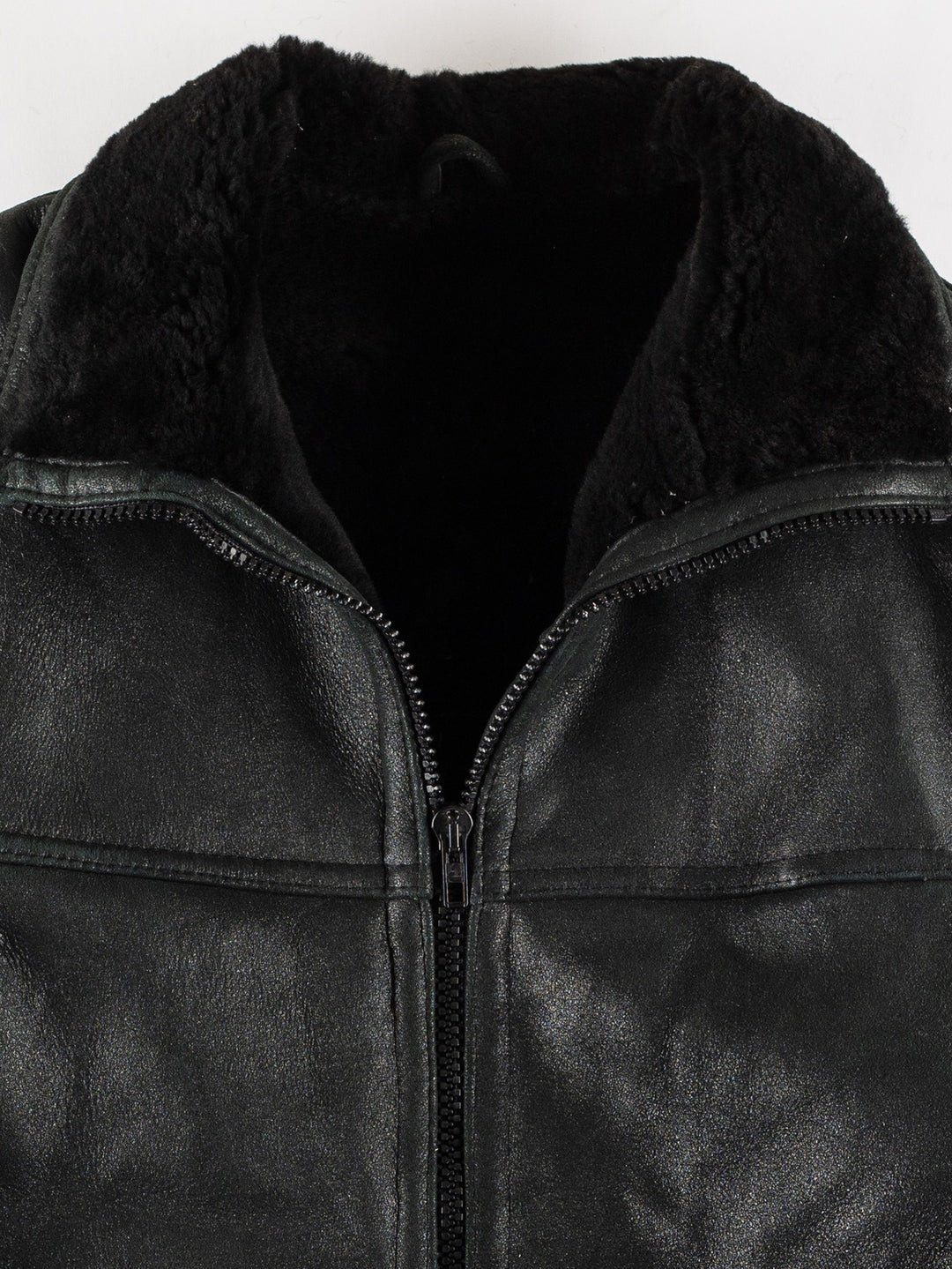 Vintage 80's Men Sheepskin Coat in BlackVN467