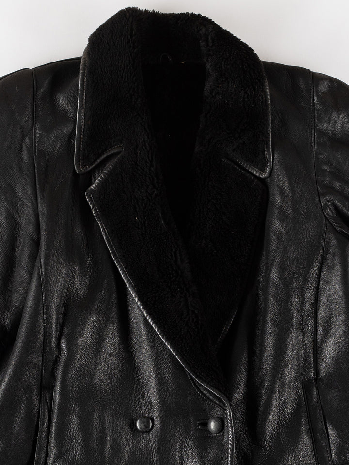 Vintage 80's Women Sheepskin Coat in BlackMN738