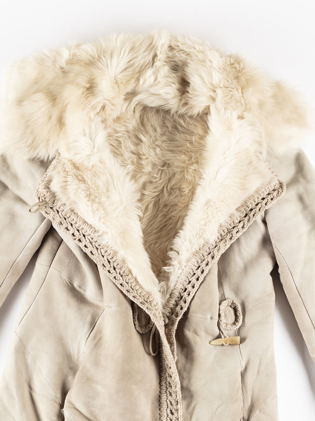 Vintage 70's Women Sheepskin Coat in BeigeMN326
