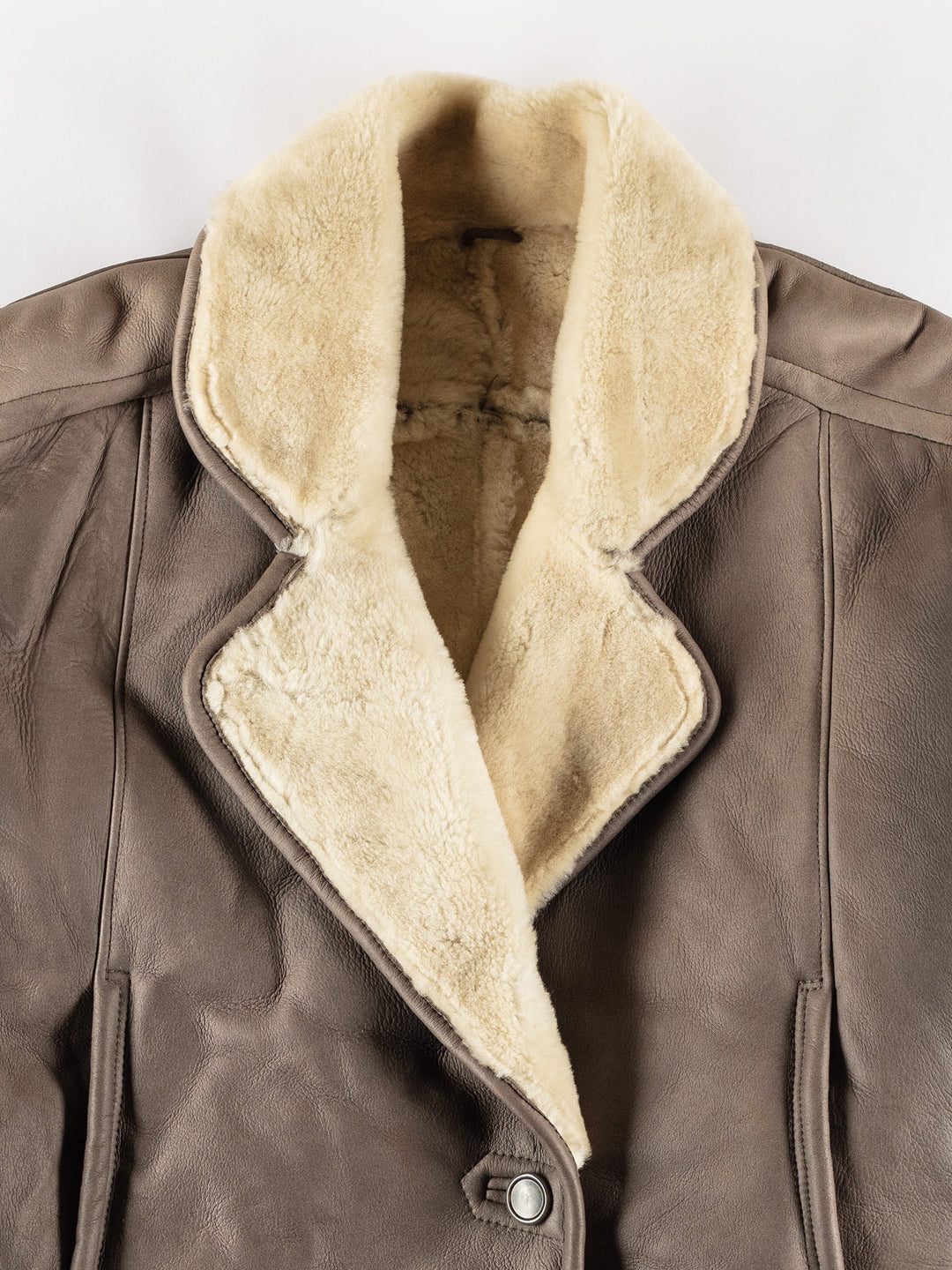 Vintage 80's Women Sheepskin Jacket in GrayMN487