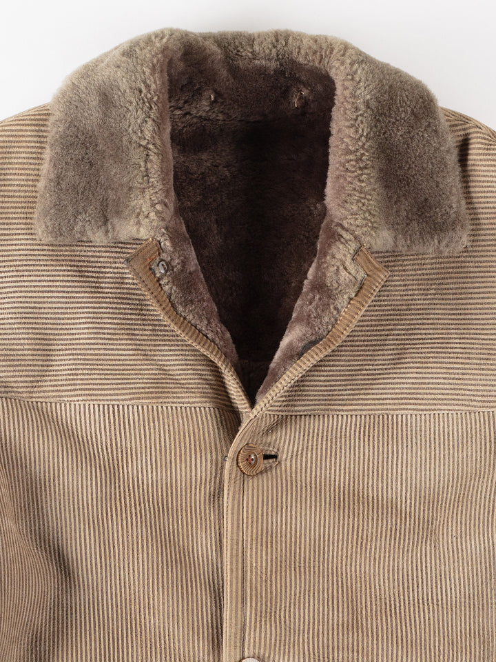 Vintage 90's Men Sheepskin Coat in BeigeVN288