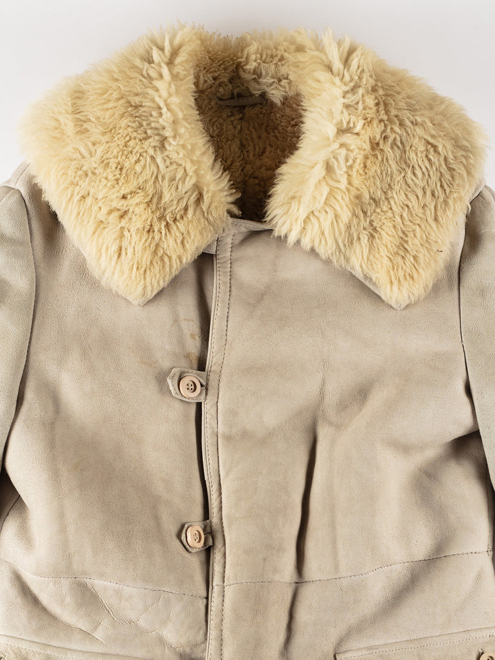 Vintage 70's Men Sheepskin Coat in BeigeVN558