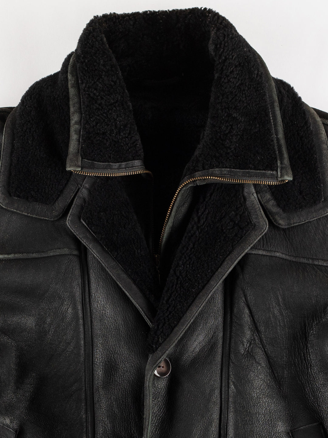Vintage 80's Men Sheepskin Coat in BlackVN445