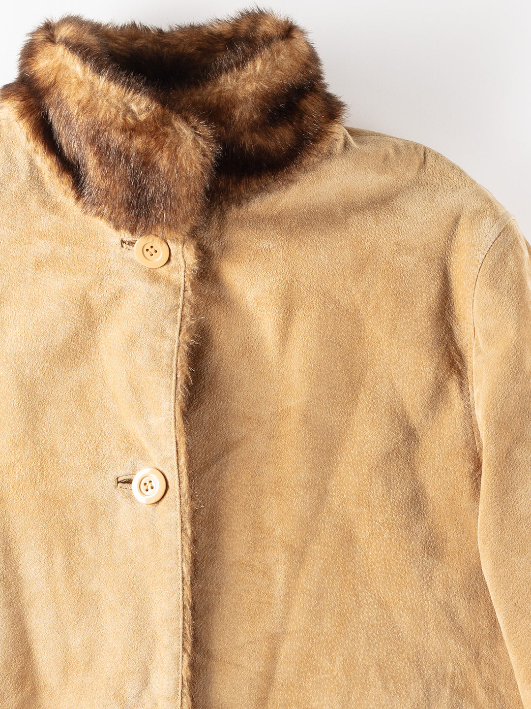Vintage 90's Women Suede Coat in Beige