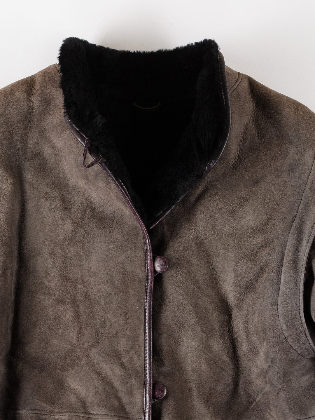 Vintage 80's Women Sheepskin Coat in GrayMN552