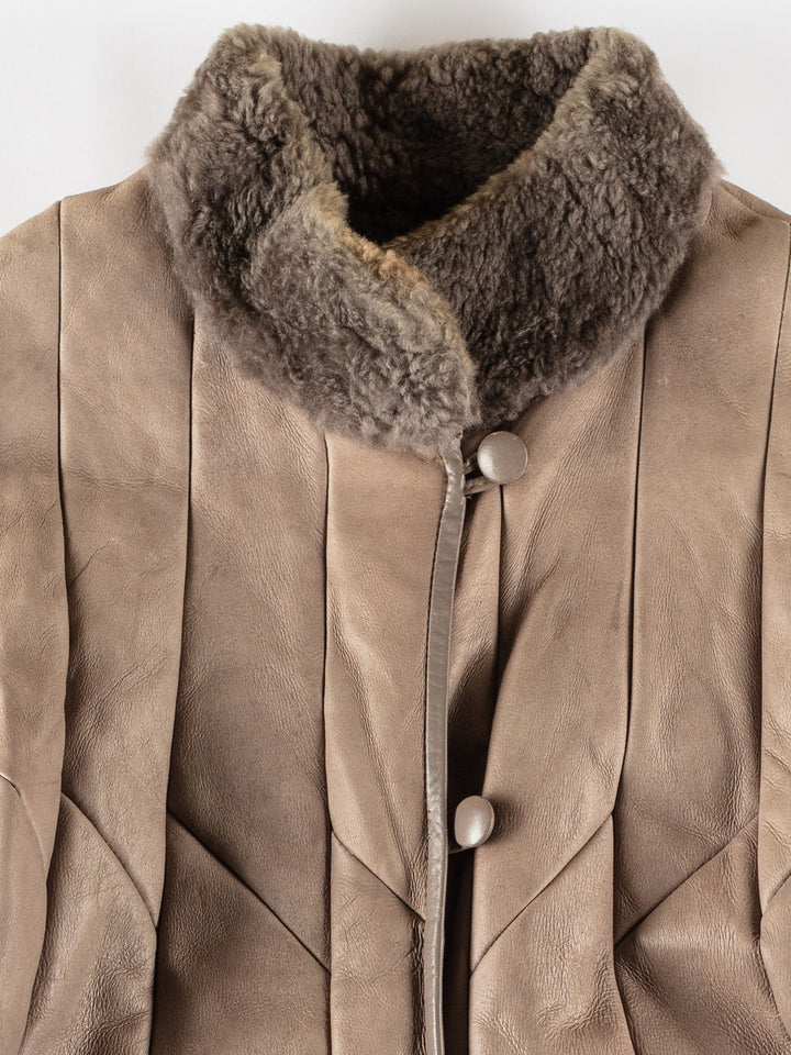 Vintage 80's Women Sheepskin Coat in BeigeMN701