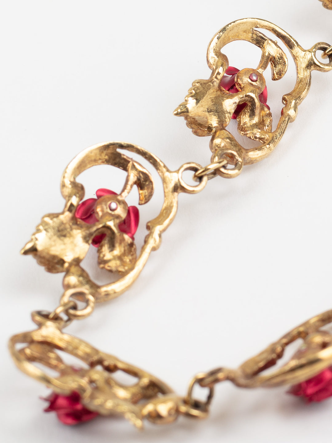 Vintage 50s Floral Rose Necklace with Red Resin Roses and Brass Leaf Links