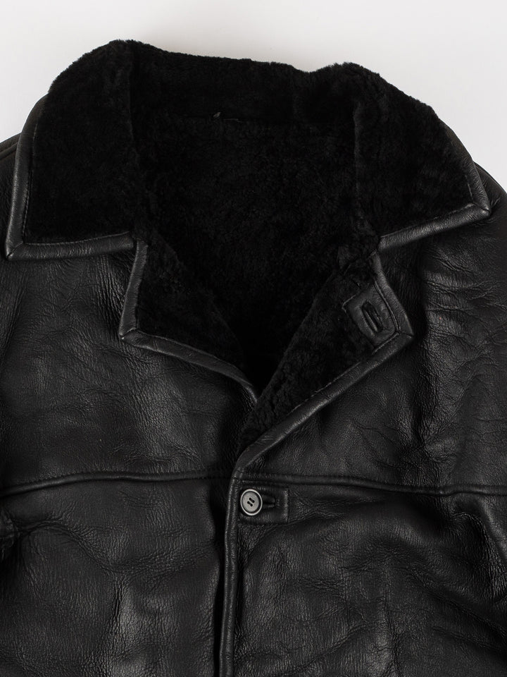 Vintage 80's Men Sheepskin Coat in BlackVN569