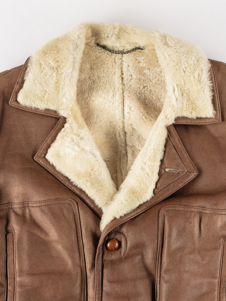 Vintage 80's Men Sheepskin Coat in BrownVN566