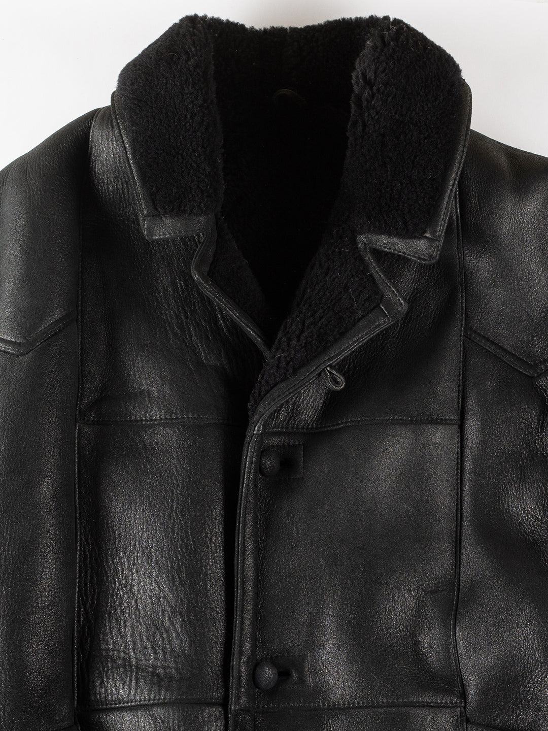 Vintage 90's Men Sheepskin Coat in BlackVN311