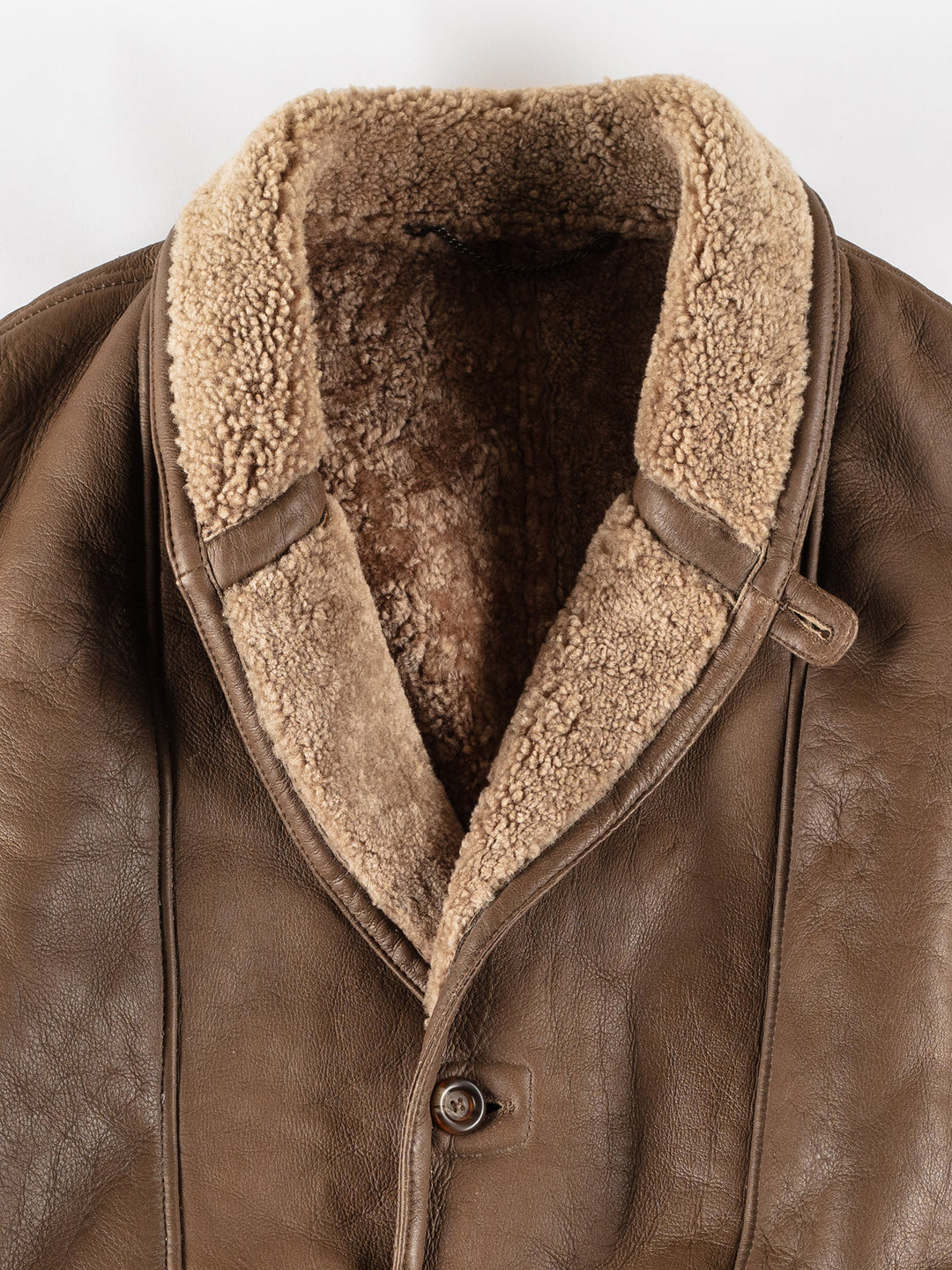 Vintage 80's Men Sheepskin Coat in BrownVN681