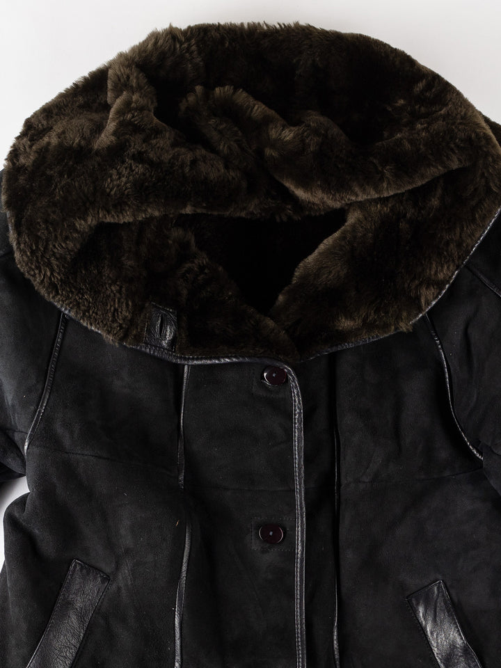 Vintage 80's Women Sheepskin Coat in BlackMN551