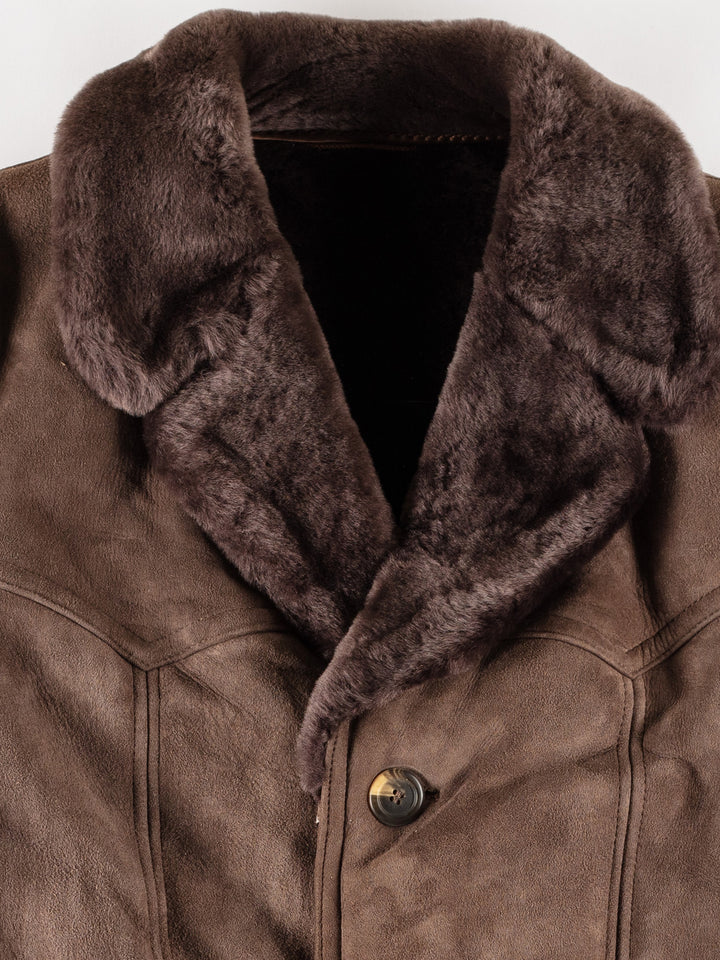 Vintage 70's Men Sheepskin Coat in BrownVN745