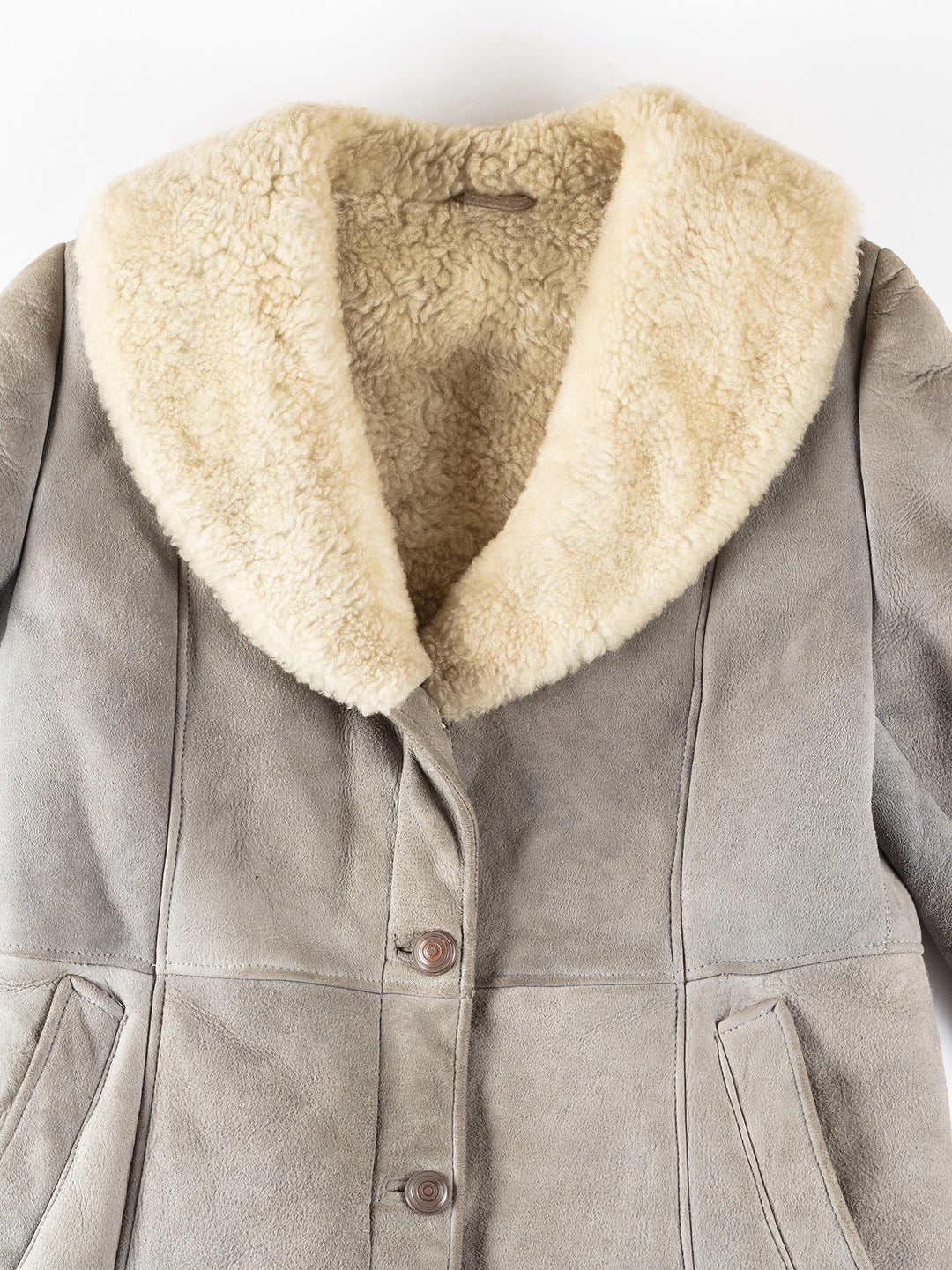 Vintage 80's Women Sheepskin Coat in GrayMN309