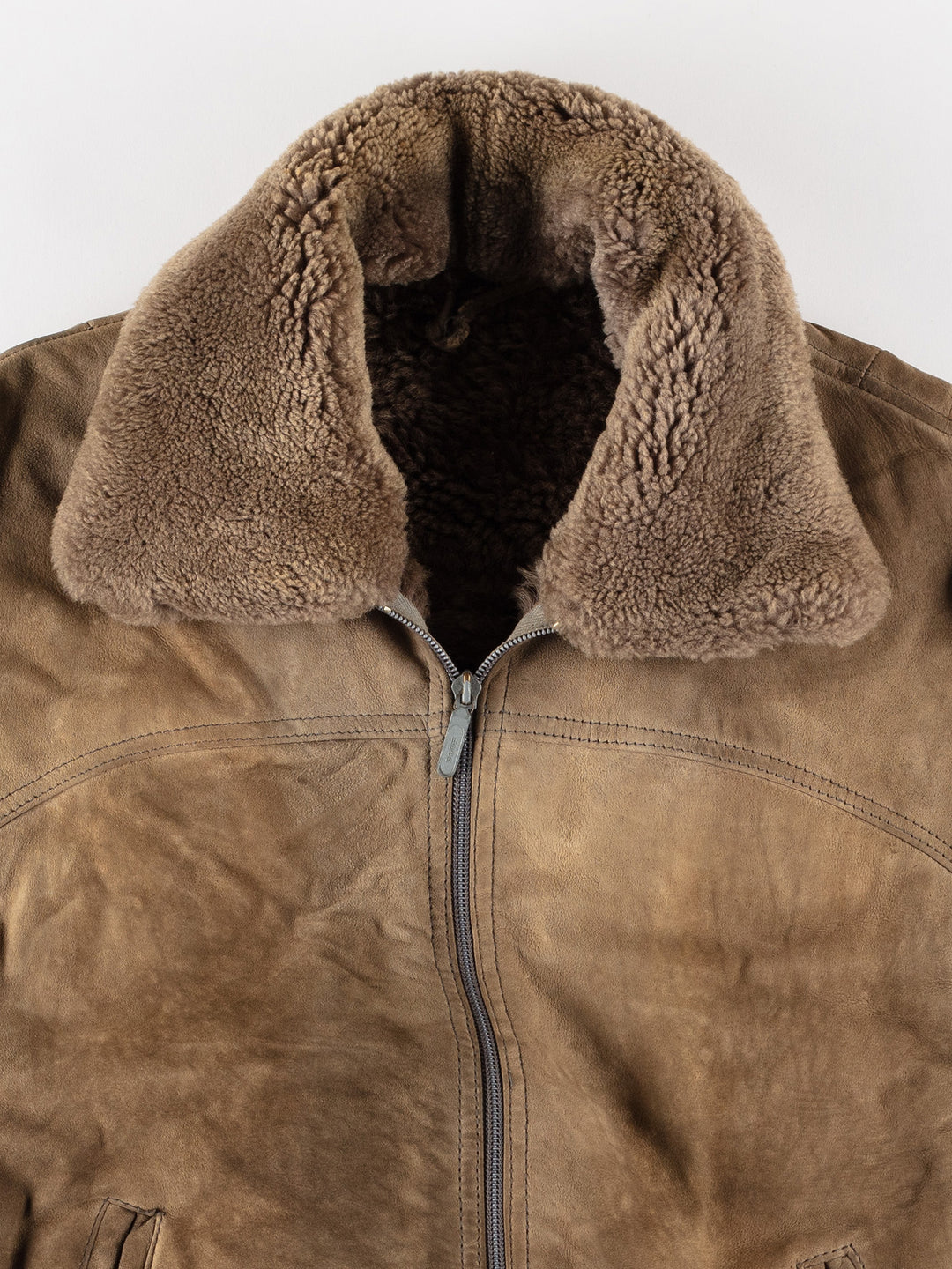 Vintage 80's Men Sheepskin Jacket in BrownVN574