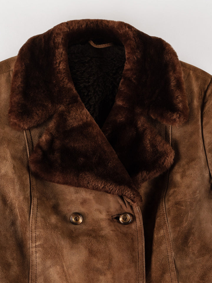 Vintage 70's Women Sheepskin Coat in BrownMN609