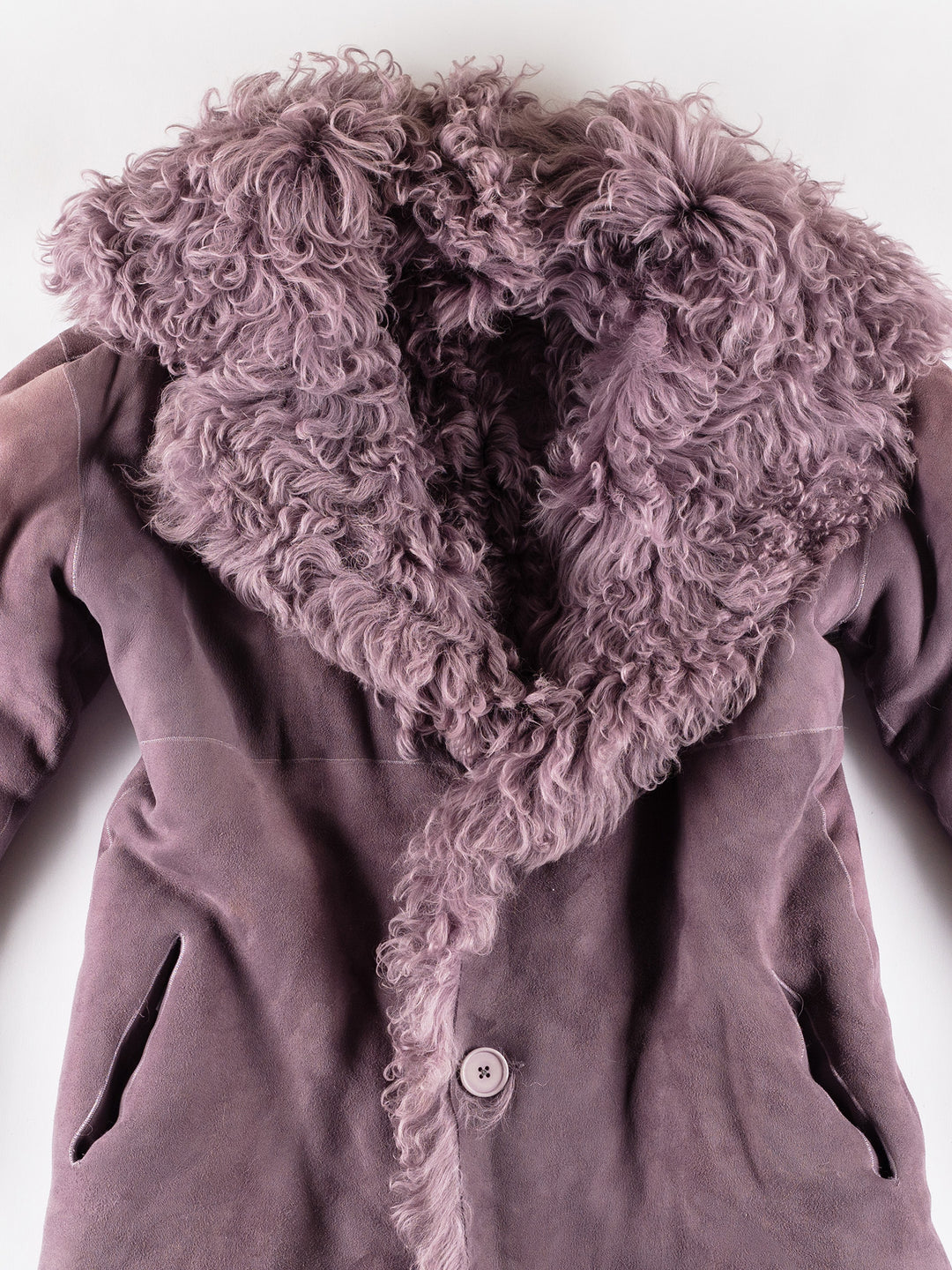 Vintage 70's Women Sheepskin Coat in PurpleMN486