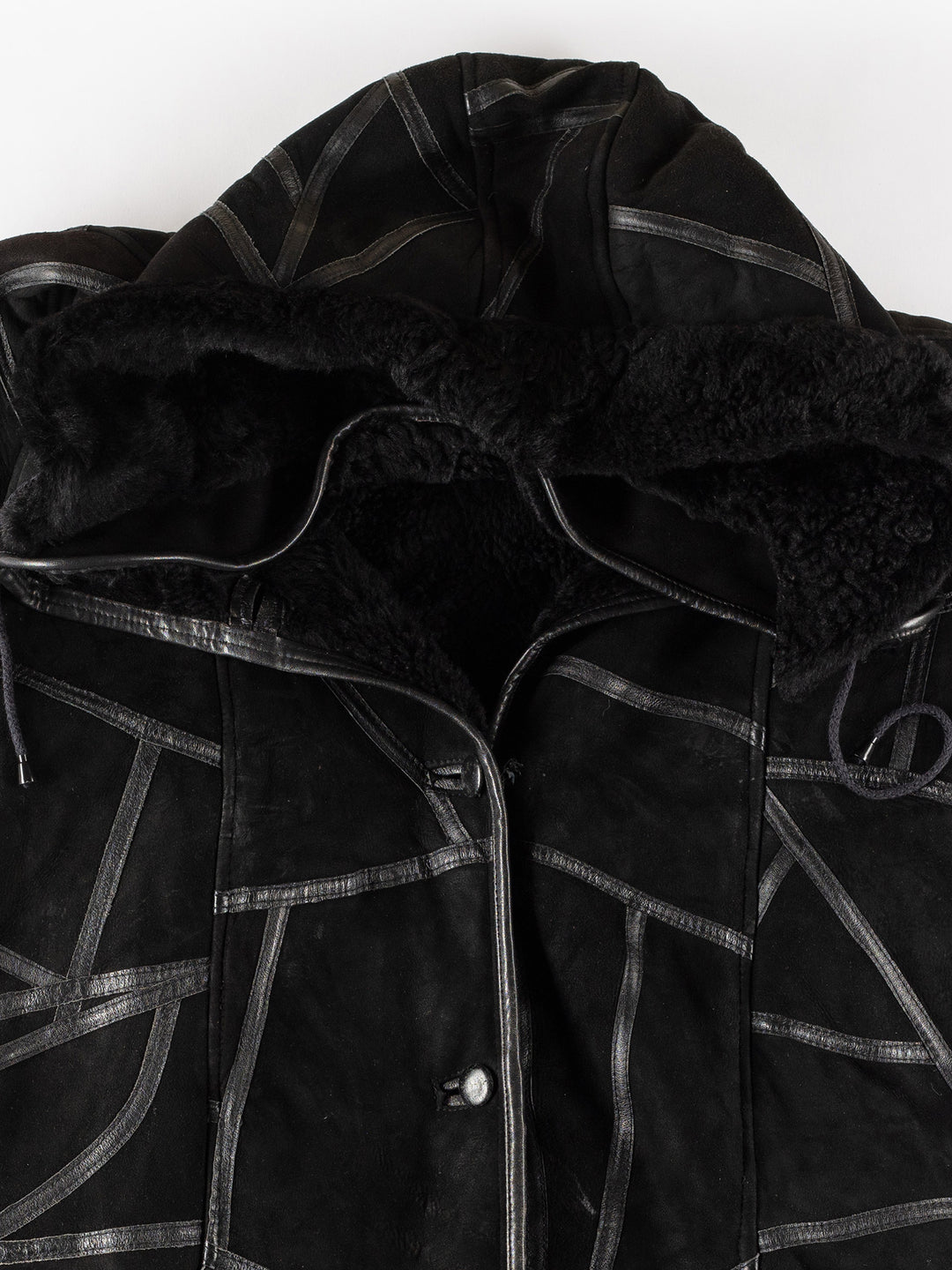 Vintage 80's Women Sheepskin Coat in BlackMN463