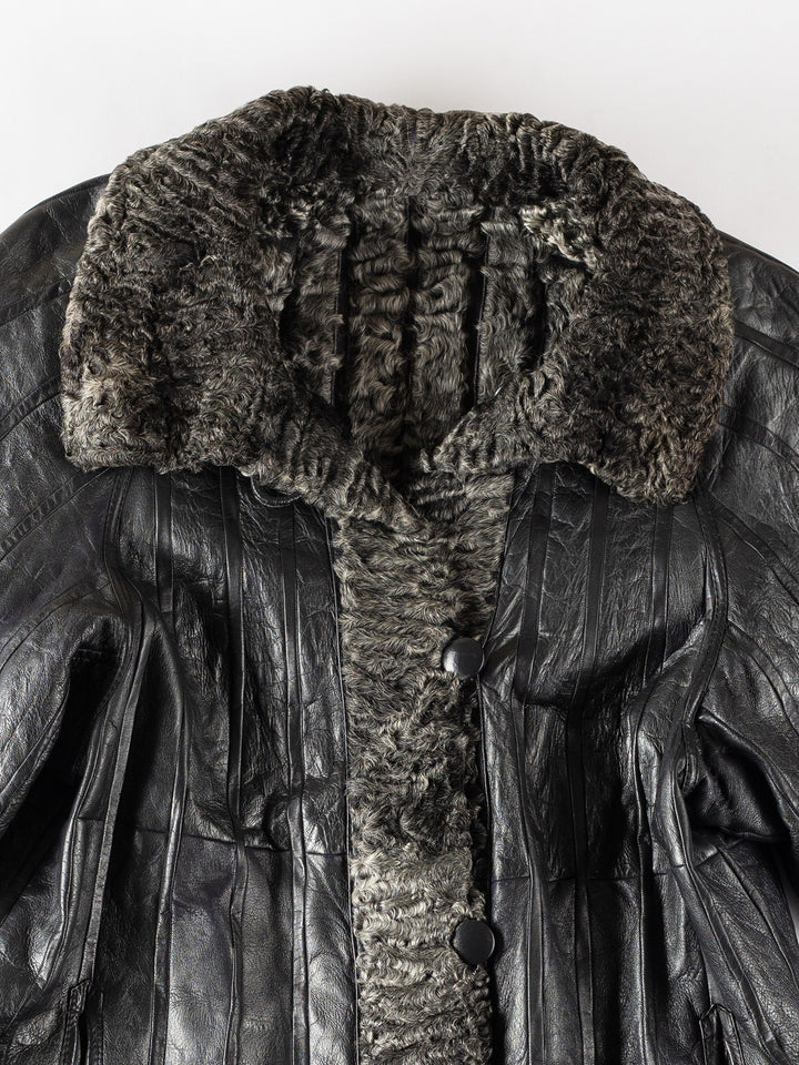 Vintage 70's Women Sheepskin Coat in GrayMN343