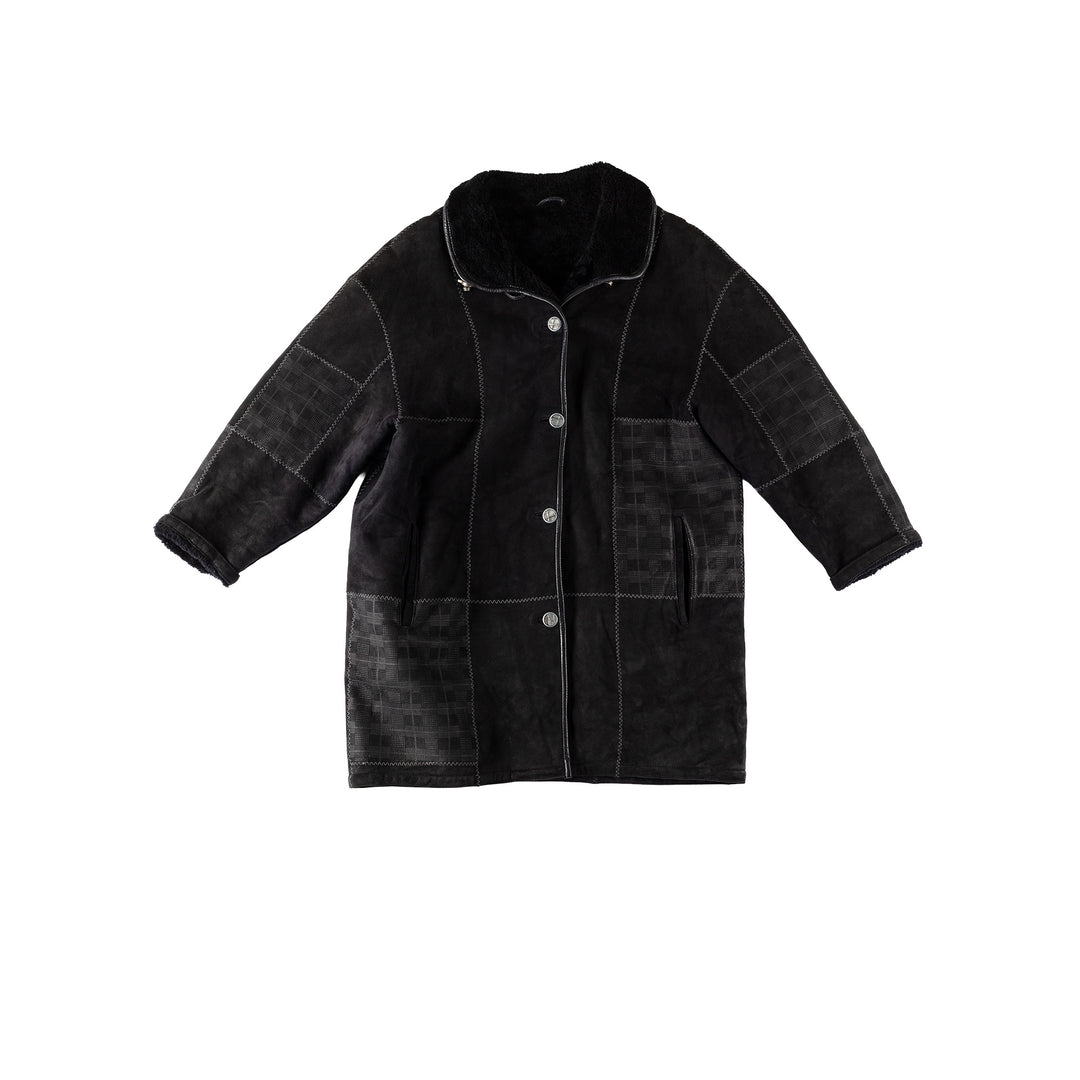 Vintage 90's Women Sheepskin Coat in BlackMN577