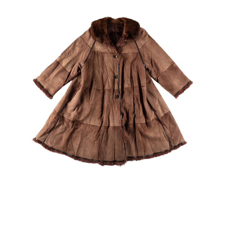 Vintage 70's Women Sheepskin Coat in BrownMN611
