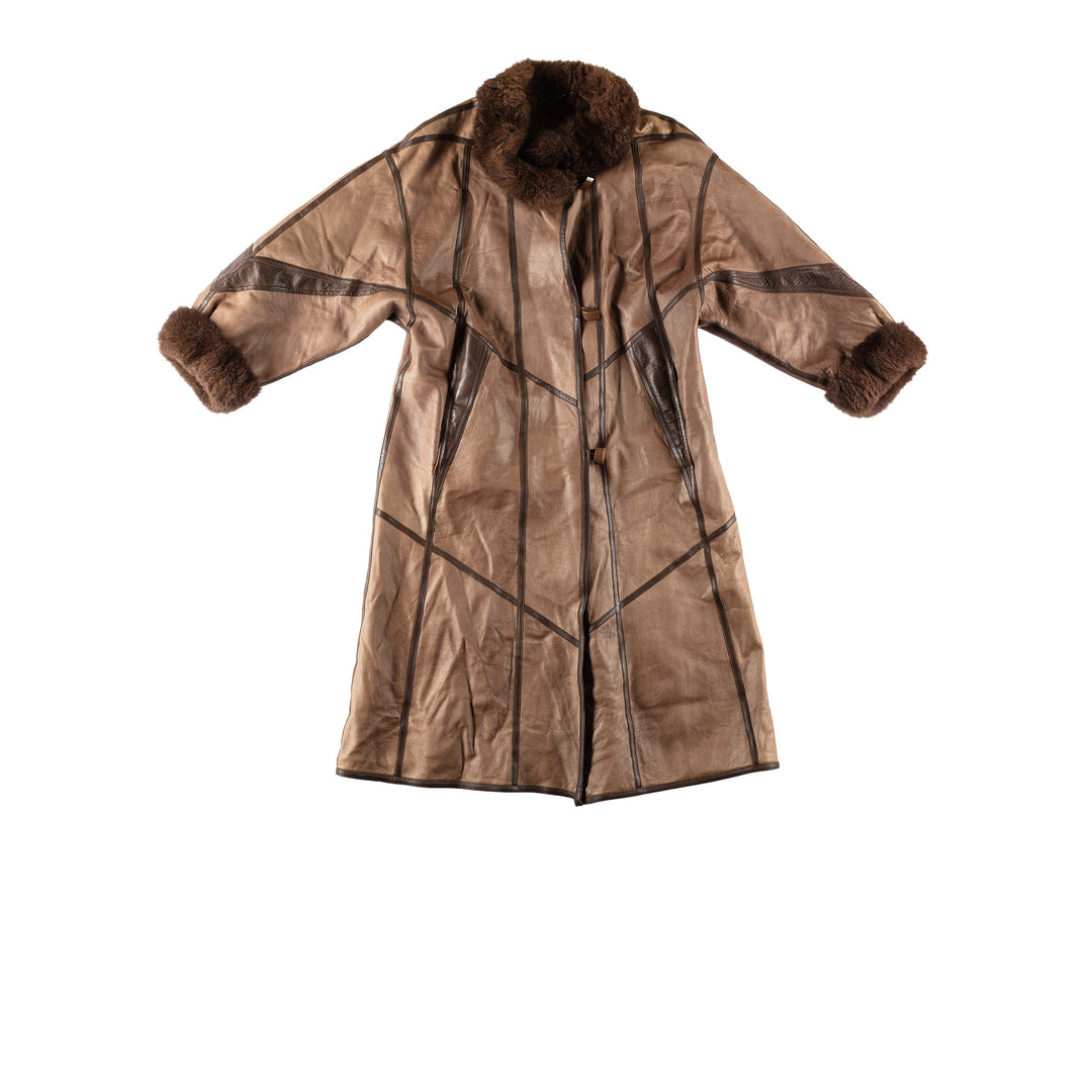 Vintage 70's Women Sheepskin Coat in BrownMN702