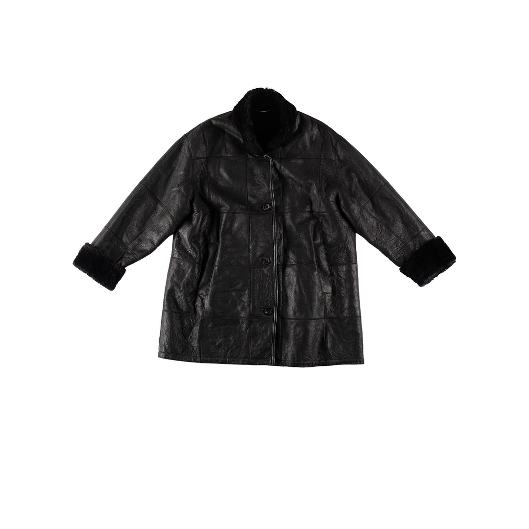Vintage 80's Women Sheepskin Coat in BlackMN692