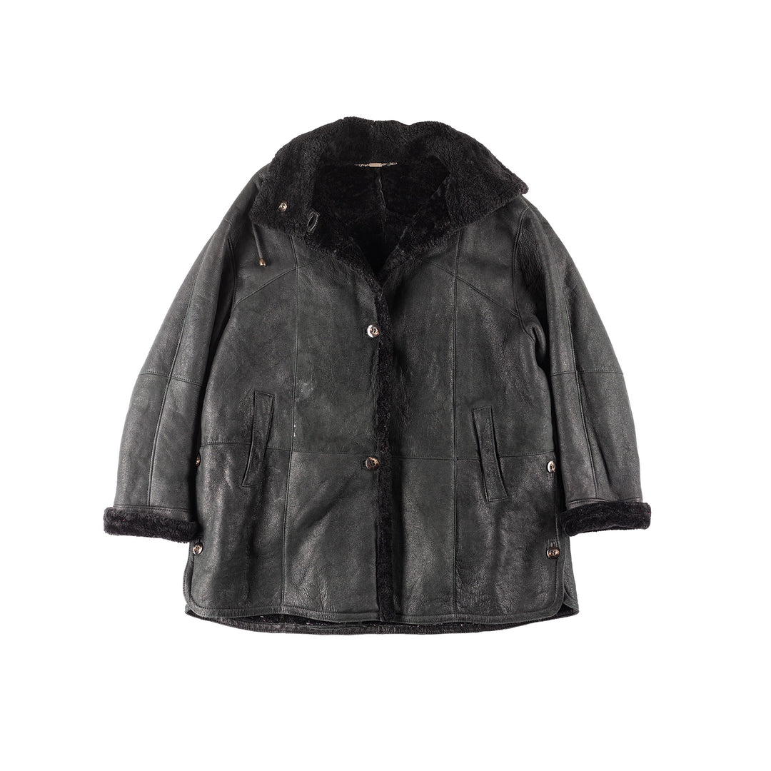 Vintage 90's Women Sheepskin Coat in Black