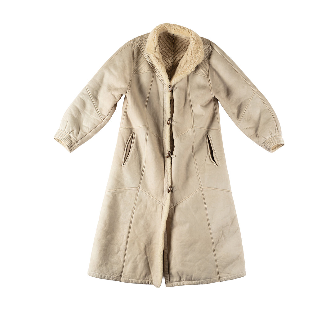 Vintage 70's Women Sheepskin Coat in BeigeMN295