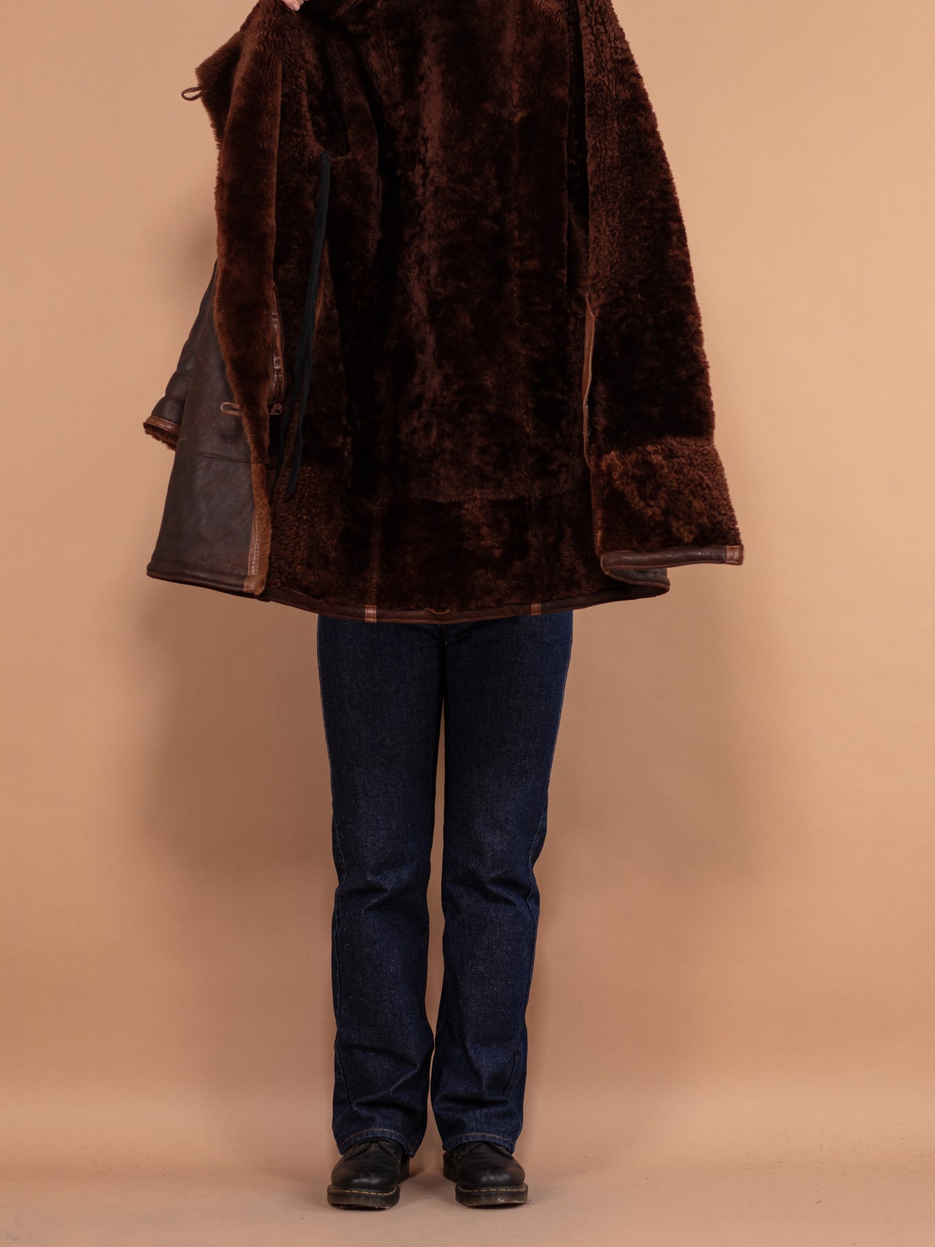 Online Vintage Store | 90's Women Shearling Coat in Brown