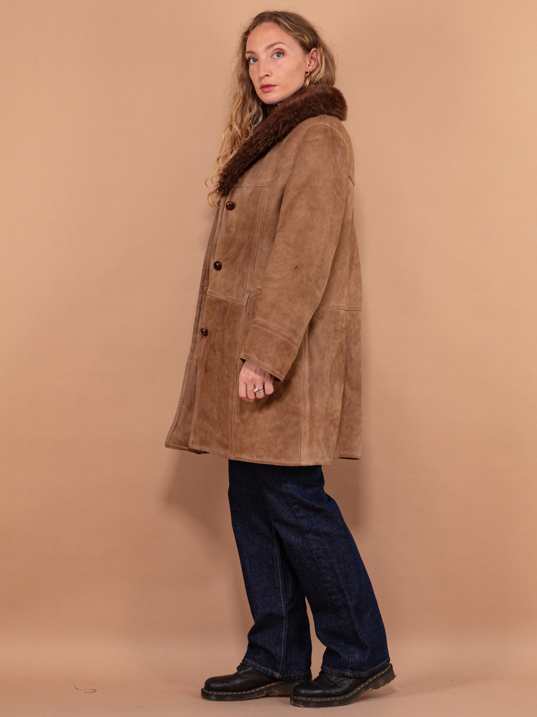 Vintage 70's Women Sheepskin Coat in Brown - NorthernGrip