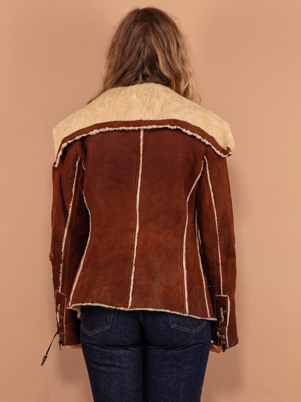 Vintage 70's Women Sheepskin Jacket in Brown - NorthernGrip