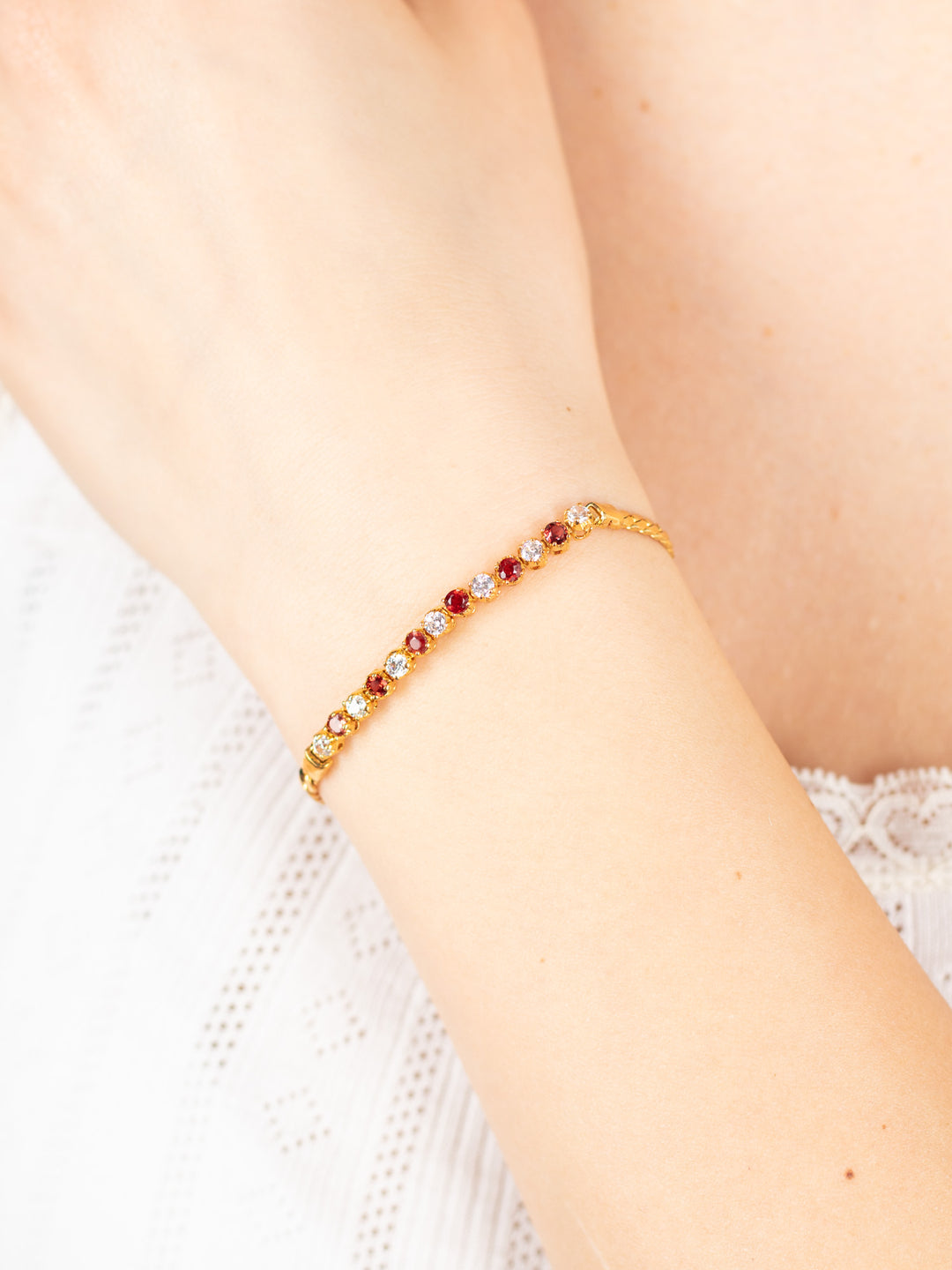 Vintage 90's Garnet Necklace & Bracelet Set