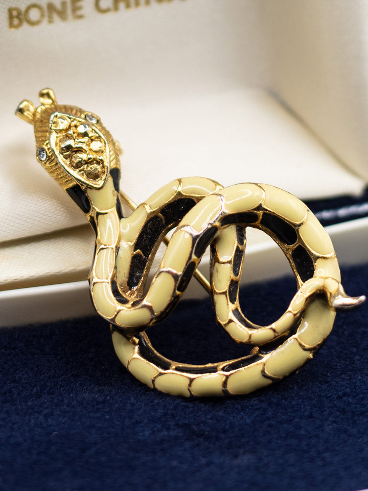 Vintage 80's Brooch in Gold