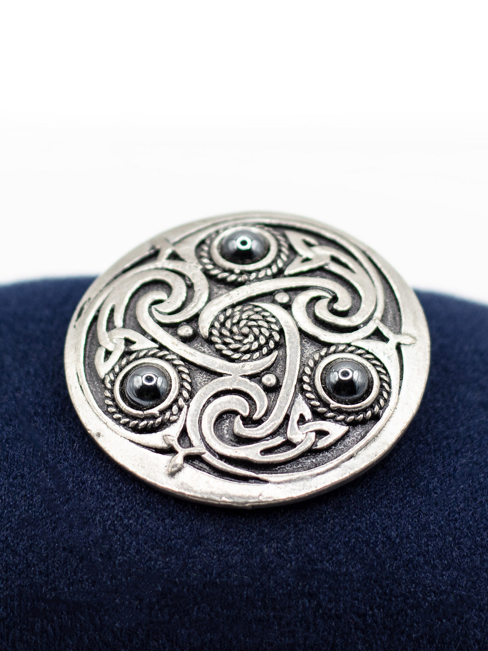 Vintage 80's Brooch in Silver