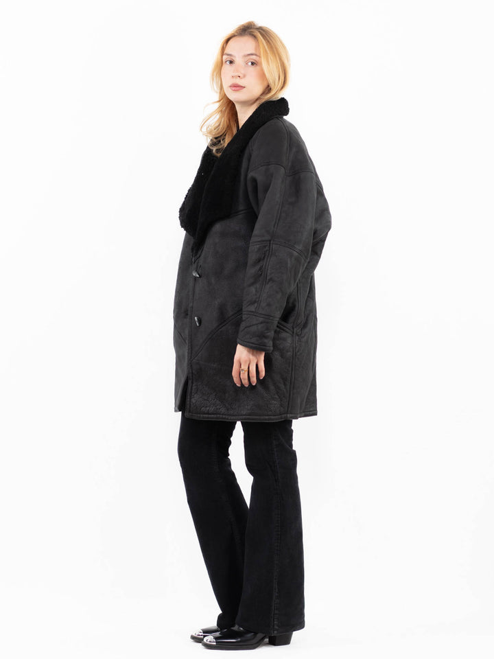 Vintage 90's Women Sheepskin Coat in Blue